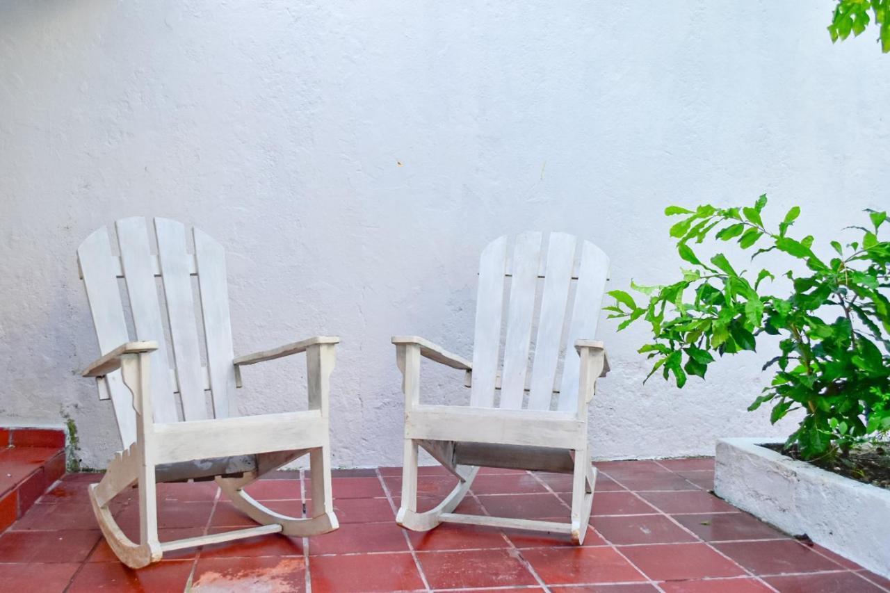 Cartagena Hostal Hotel Exterior photo